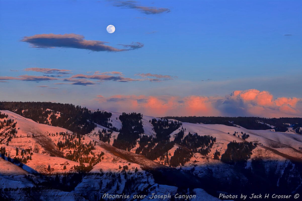 img 1968 sunset and moonrise over joseph canyon oregon final